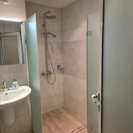 公寓 Stylish 2br Retreat 5m Walk To Sea Garden & 布尔加斯